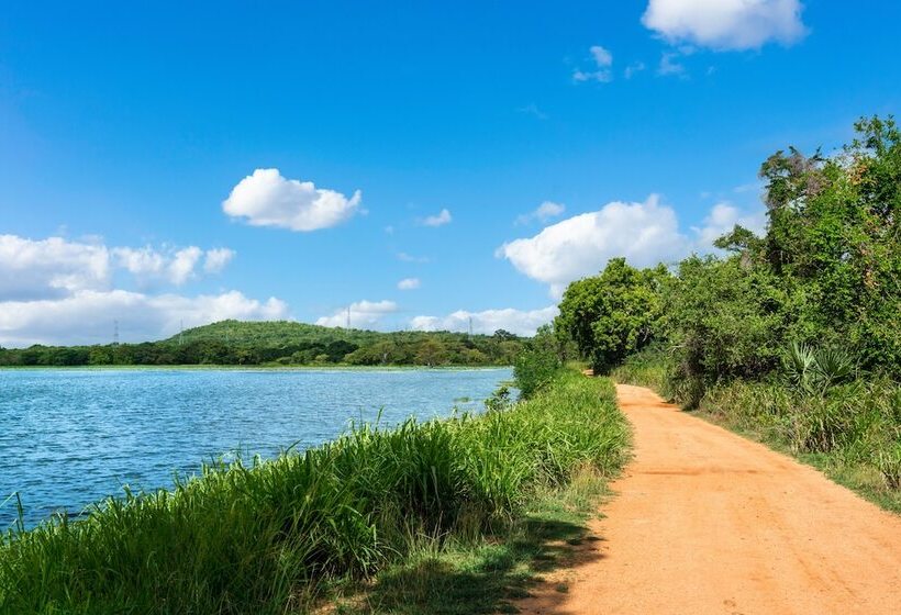 호텔 Taru Villas Maia  Habarana