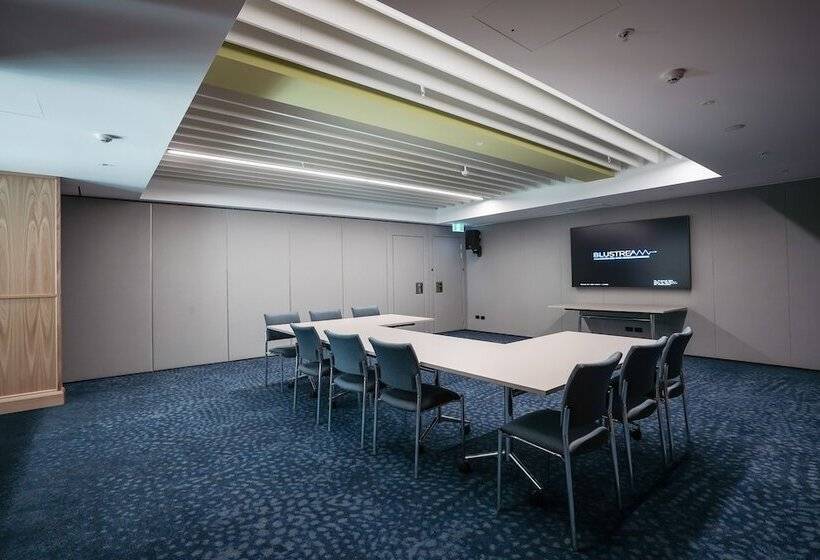 هتل The Langlands