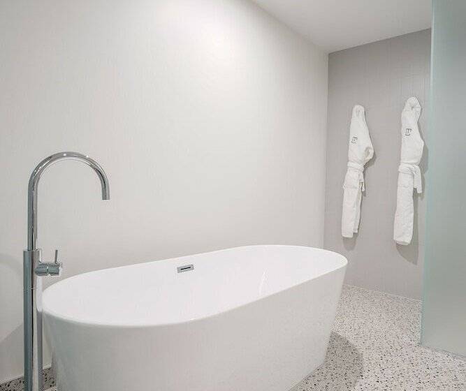 هتل The Langlands