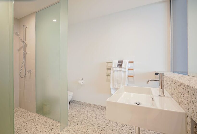 هتل The Langlands