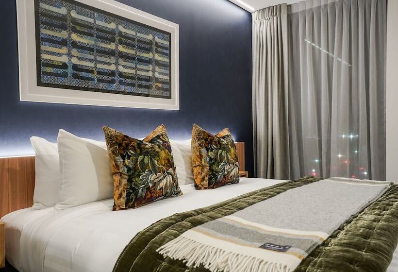 هتل The Langlands