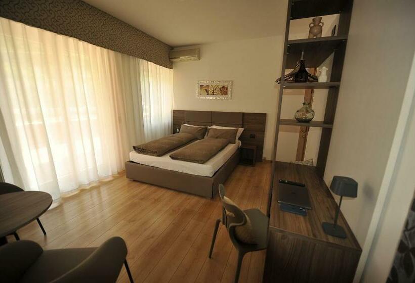 Отель Villa Florida