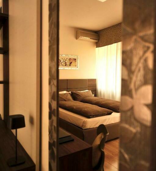 Отель Villa Florida