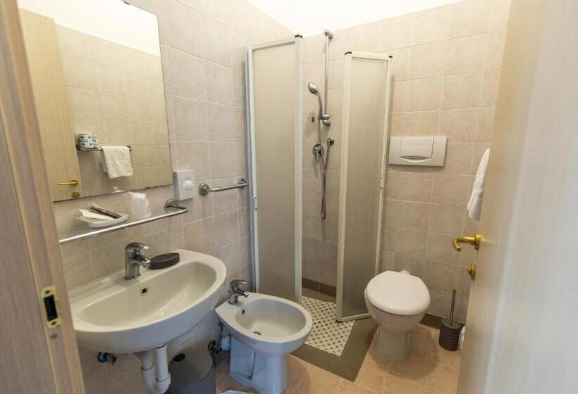 فندق Xxv Aprile Casa Per Ferie