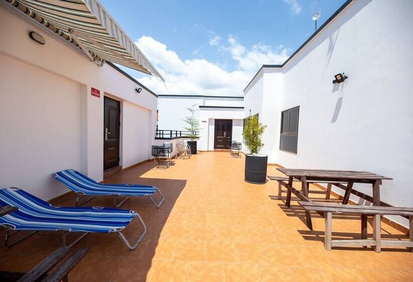 Impeccable 1 Bedroom Furnished Apartment In Accra