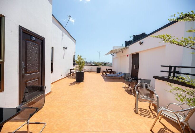 Impeccable 1 Bedroom Furnished Apartment In Accra