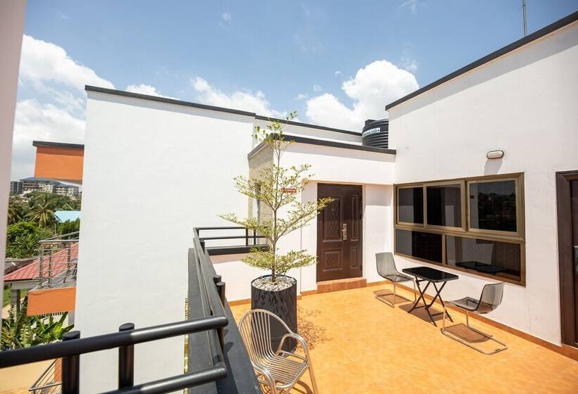 Impeccable 1 Bedroom Furnished Apartment In Accra