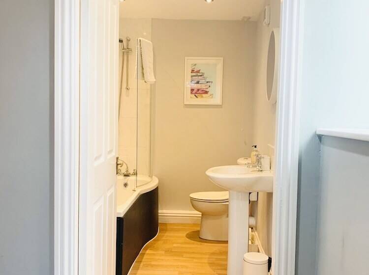 Inviting Townhouse In Bedlington