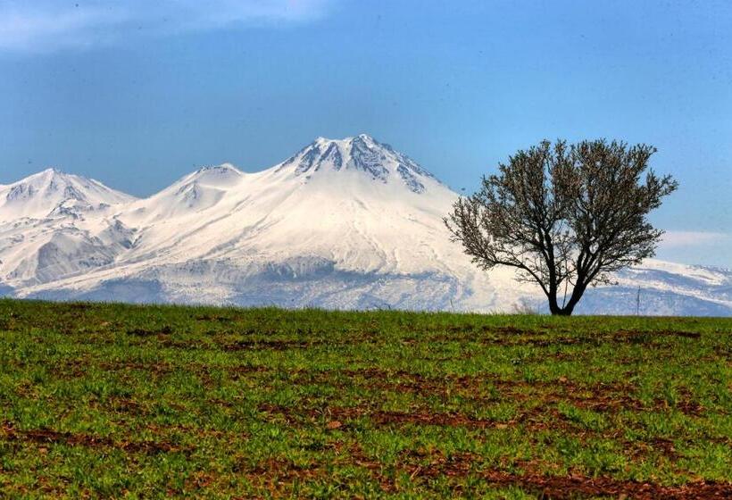 Karbeyaz Hotel & Resort