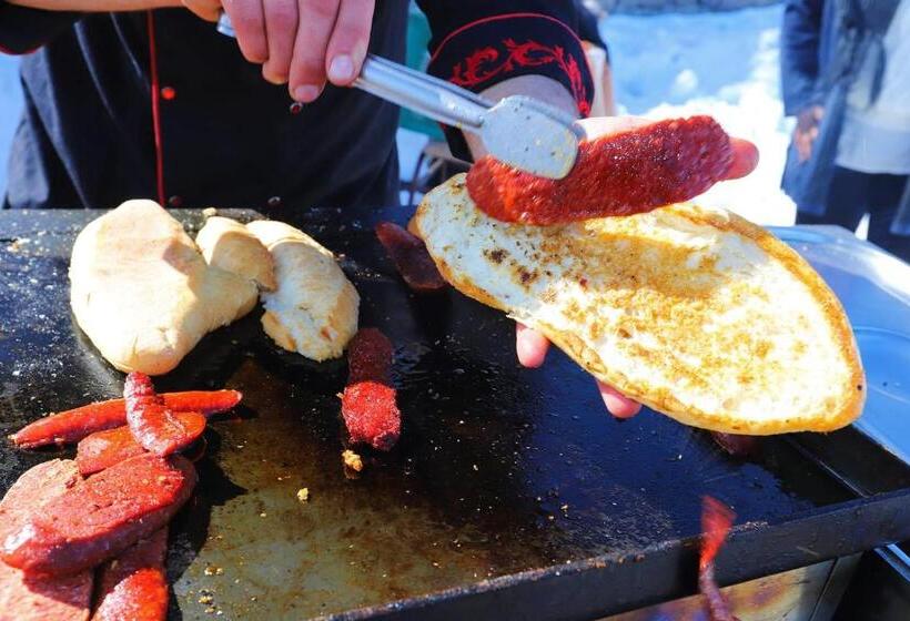 Karbeyaz Hotel & Resort