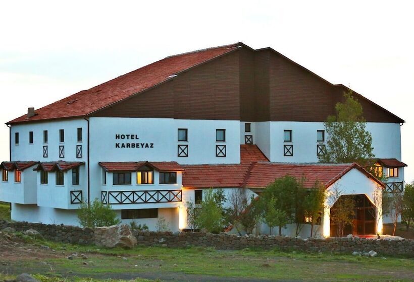 Karbeyaz Hotel & Resort