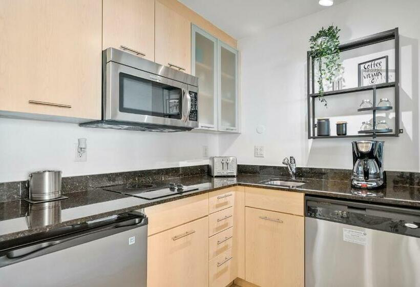 Beach Apartments By Avi Real Estate