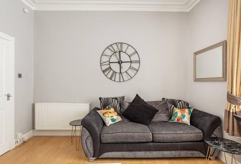 1br Summit Holburn Cosy Flat With Ultrafast Wifi