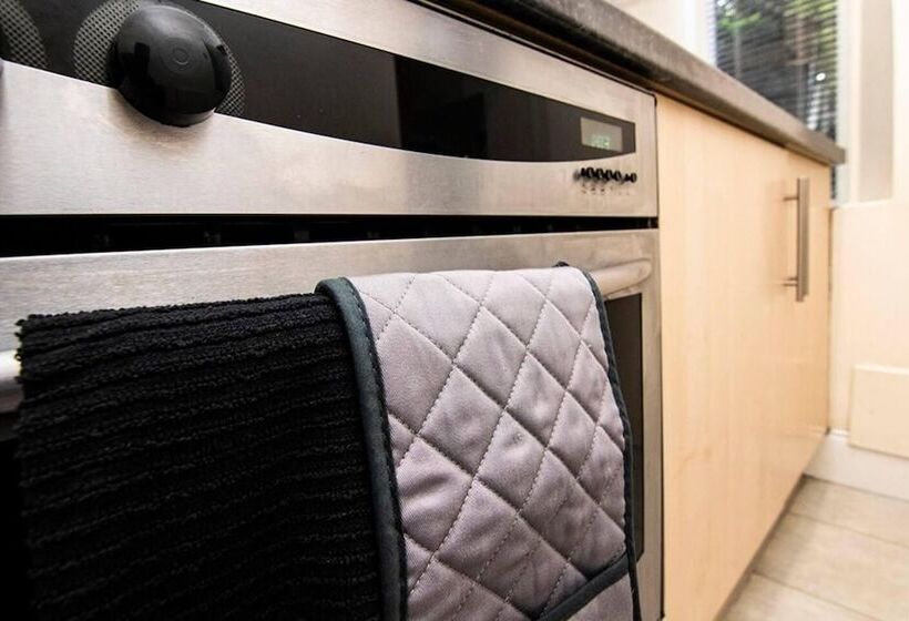 1br Summit Holburn Cosy Flat With Ultrafast Wifi