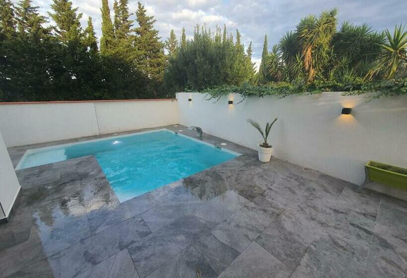 Villa Neuve Exceptionnelle Avec Piscine Et Spa