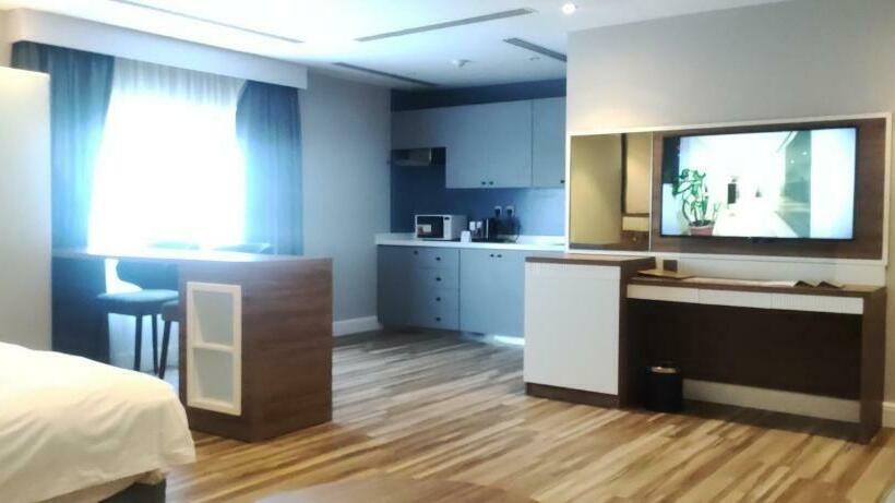 هتل Warwick Al Jubail