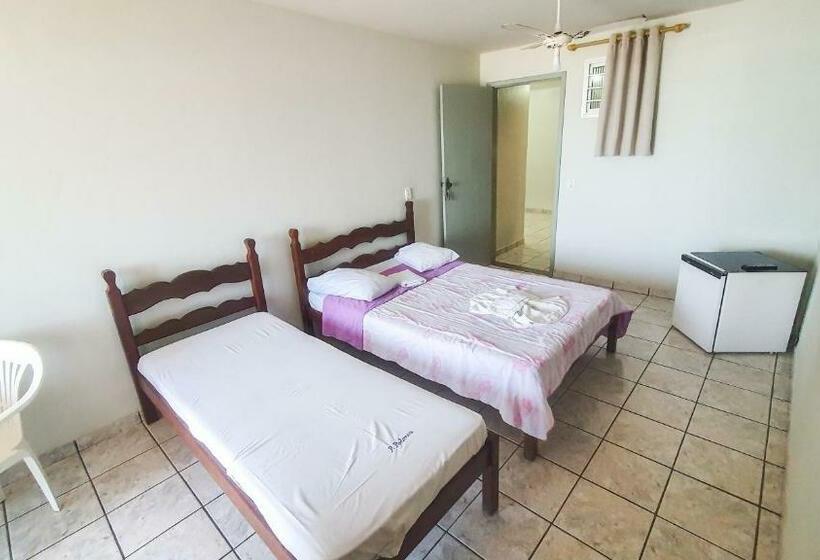 旅馆 Pousada Polonini   Localização ótima