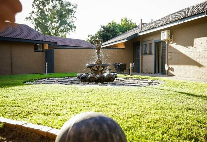 مبيت وإفطار Goldfields Gardens Guesthouse