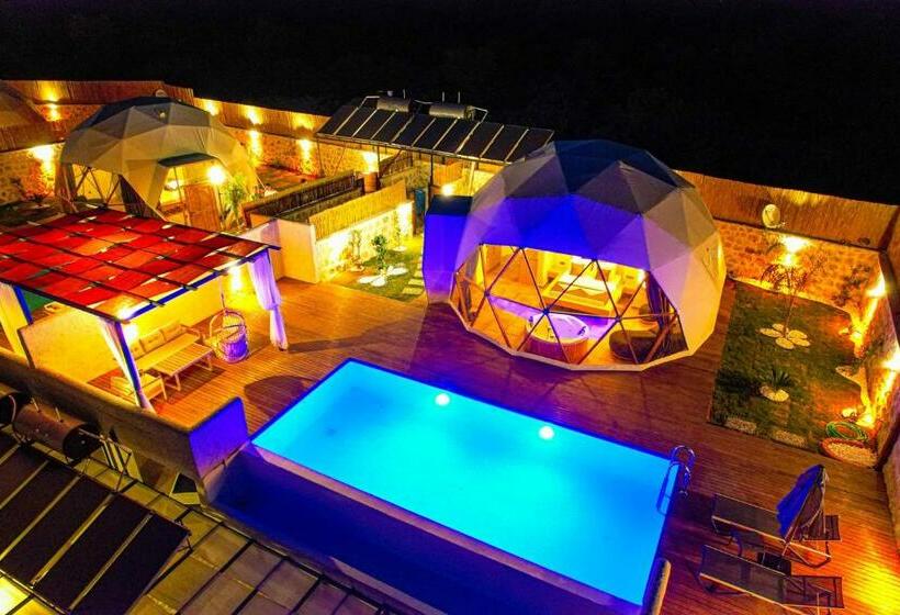 ホテル Kalkan Dome Suites & Deluxe Glamping Holiday In Kalkan