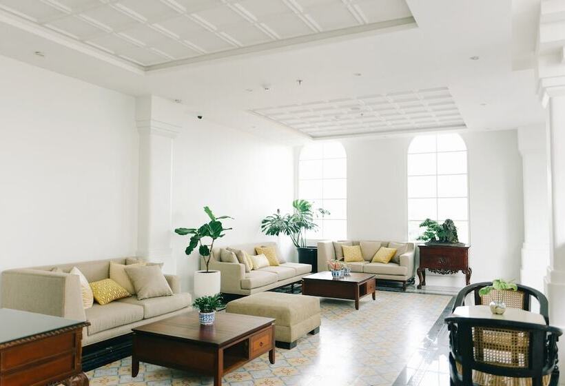 בית מלון כפרי Mahalaya The Legacy