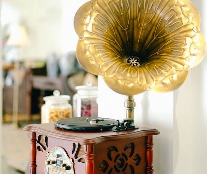 בית מלון כפרי Mahalaya The Legacy