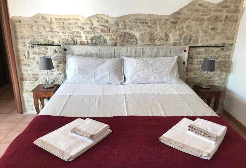 פנסיון Piedmont Holidays