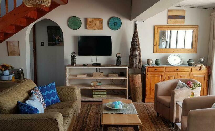 بنسيون Starfish Accommodation