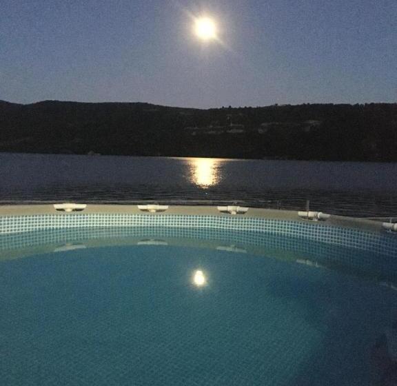 渡假胜地  Casa Soarelui