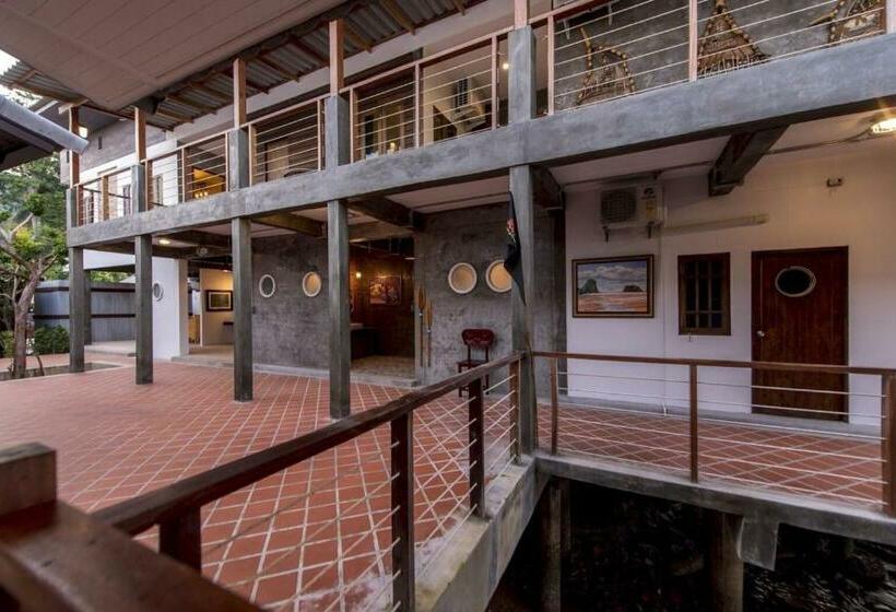 호스텔 Lanta Harbour