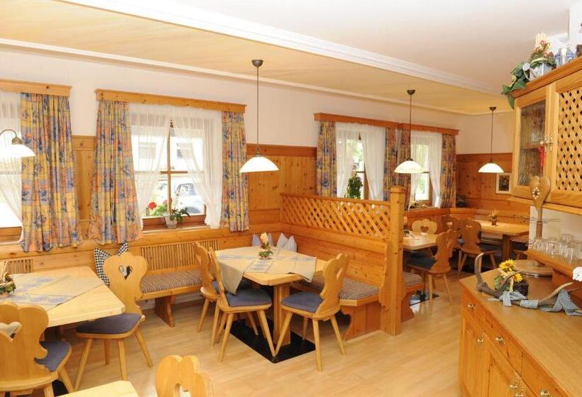 צימר Pension Unterhof