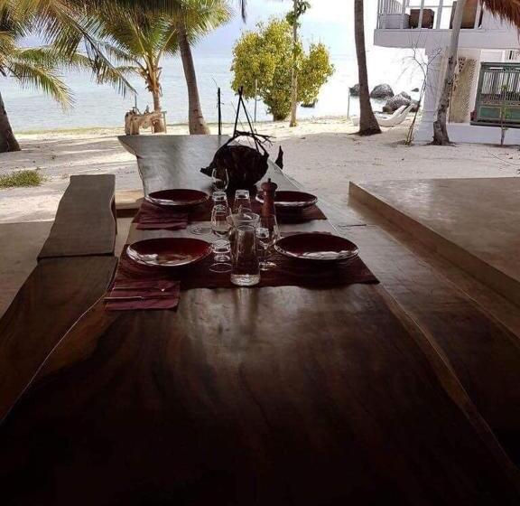 فندق Eco Dive Resort Alycastre