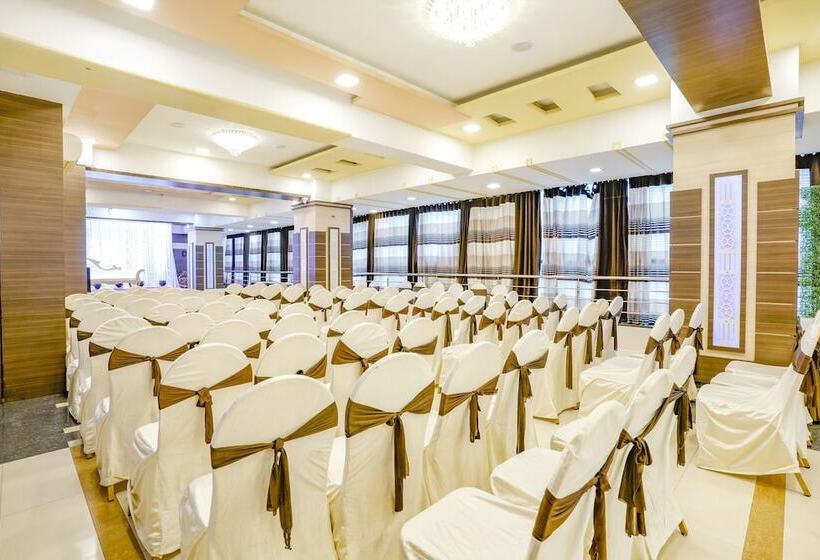 Fabhotel Zaika Orchid Apartment