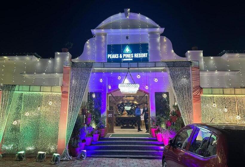 בית מלון כפרי Peaks And Pines Resort