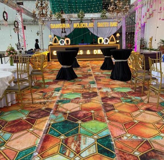 בית מלון כפרי Peaks And Pines Resort