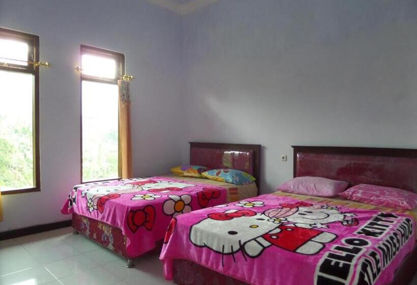 بنسيون Km 31 Sujono Guesthouse