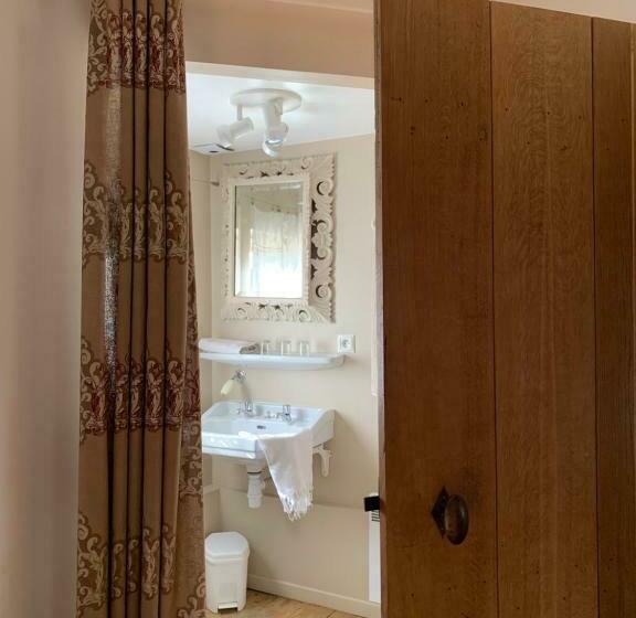 פנסיון La Maison De L Ange