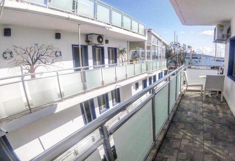 Akkan Hotel Marina   Adults Only