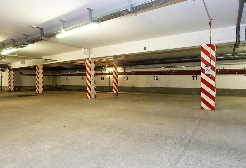 Apartmenthouse Berlin Am Görlitzer Park