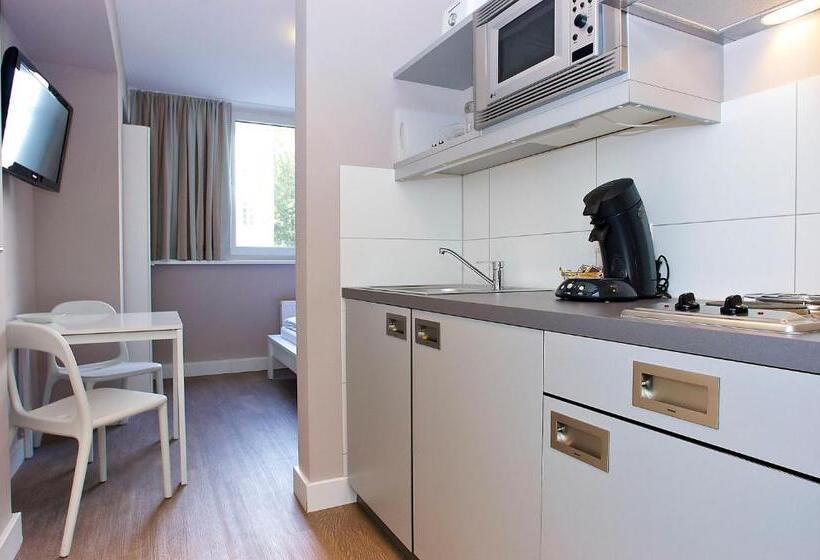 Apartmenthouse Berlin Am Görlitzer Park