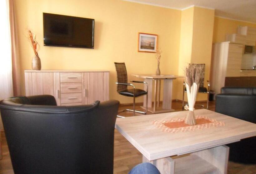 Bed and Breakfast Altstadt Hotel Peiß