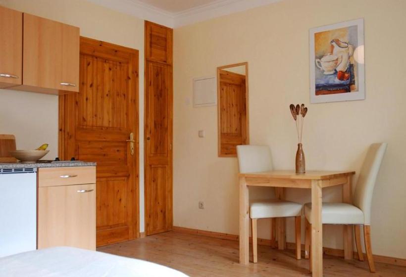 ベッドアンドブレックファースト Altstadtpensionpotsdam