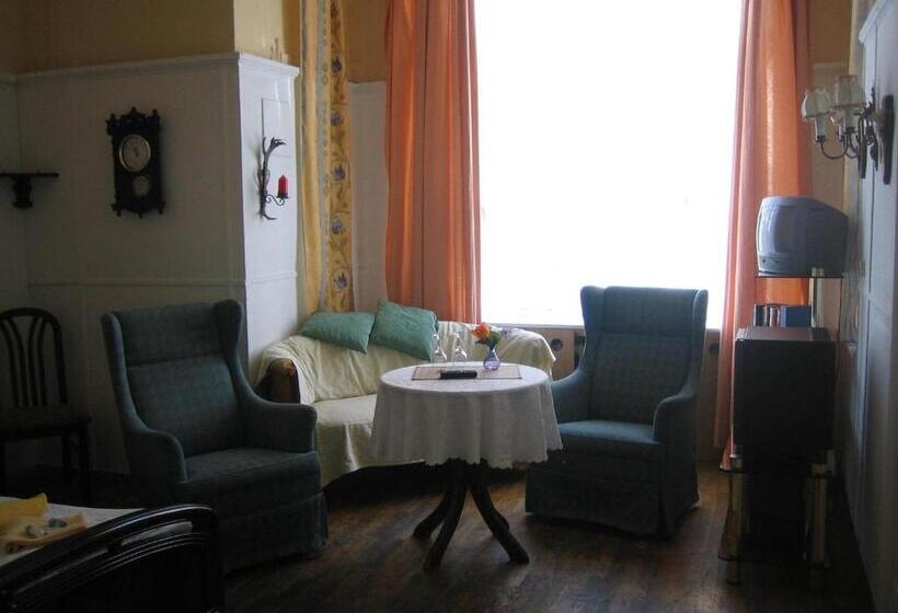 Bed and Breakfast Knöpel