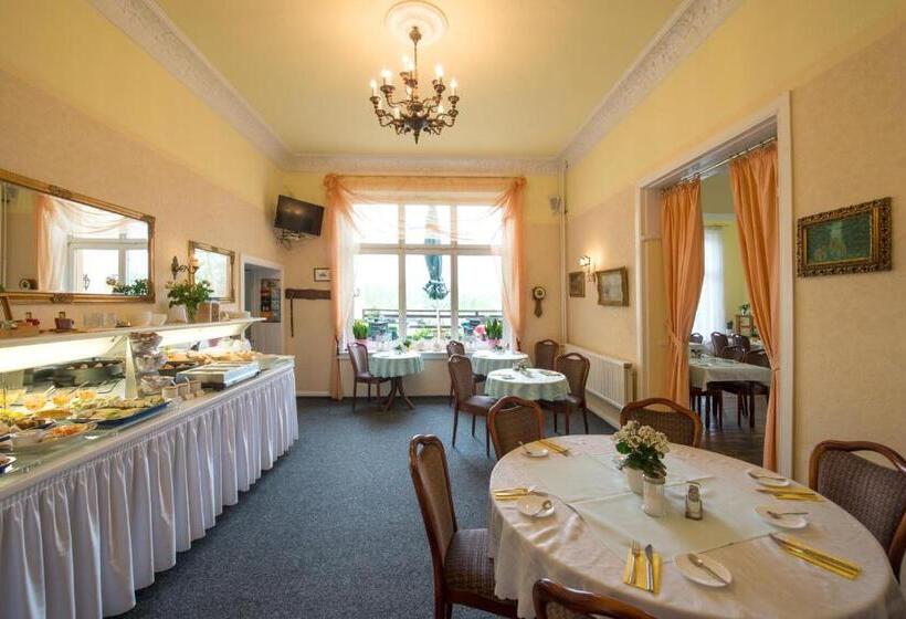 Bed and Breakfast Knöpel