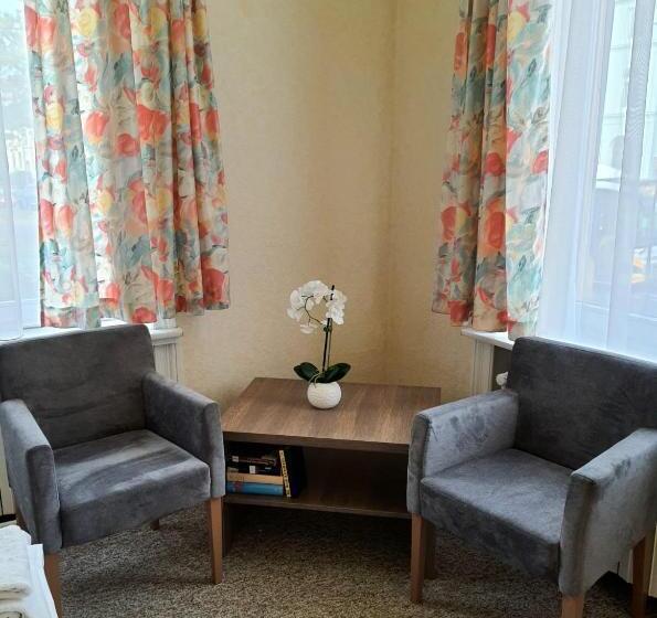 Bed and Breakfast Knöpel