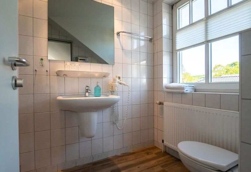 住宿加早餐  Meerblau