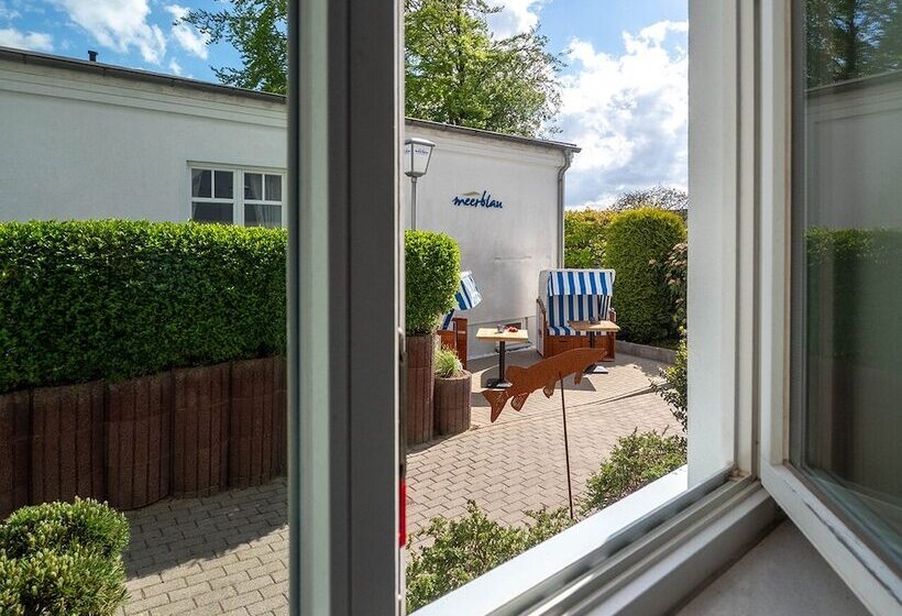 Bed and Breakfast Meerblau