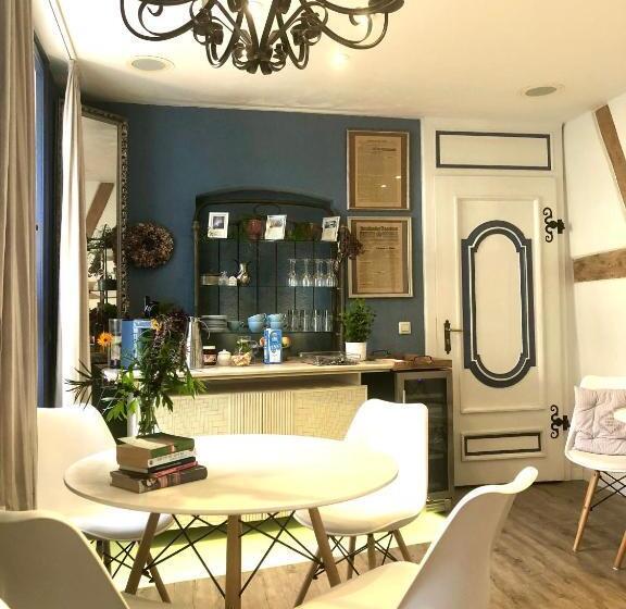 住宿加早餐  Pension Altstadt Mönch In Top Lage Preis Inclusive 5 Prozent Bettensteuer Und Frühstück