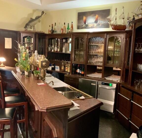 Bluhm S Hotel & Restaurant Am Markt