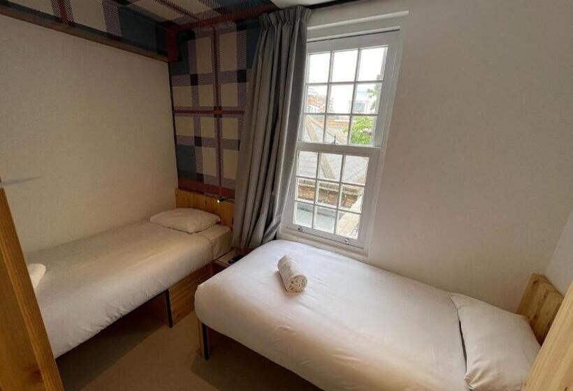 Easyhotel Paddington