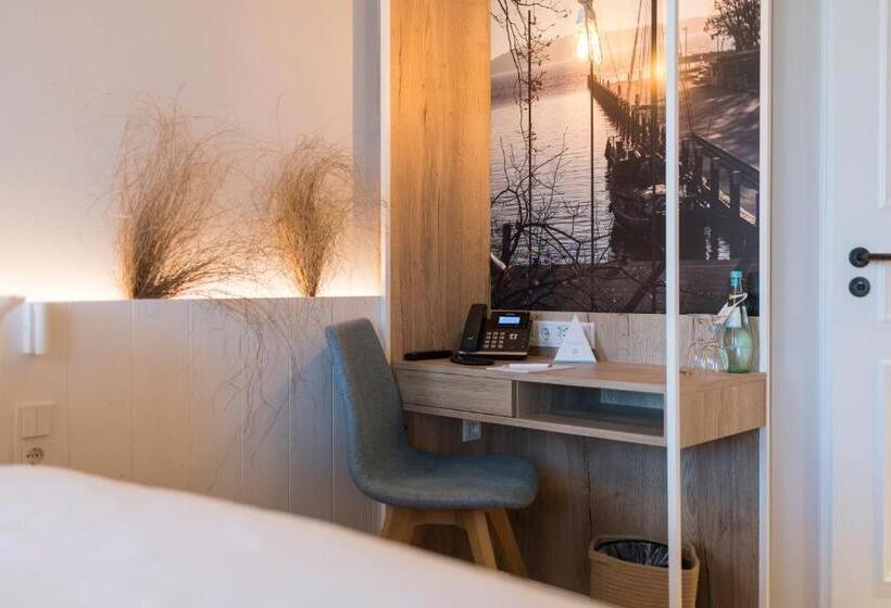 Hafenhotel Zu Putbus